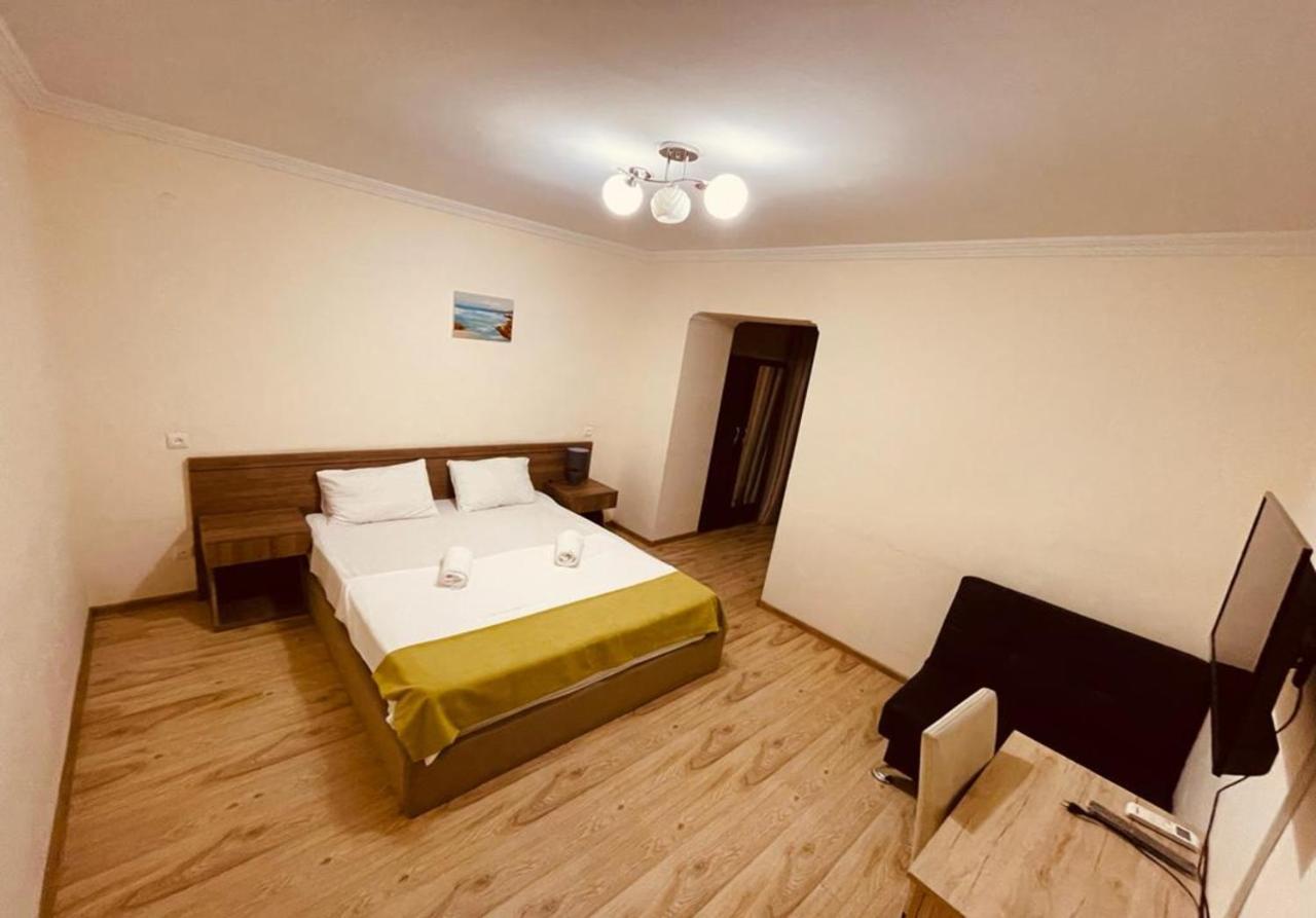 Hotel Grand Тбилиси Экстерьер фото